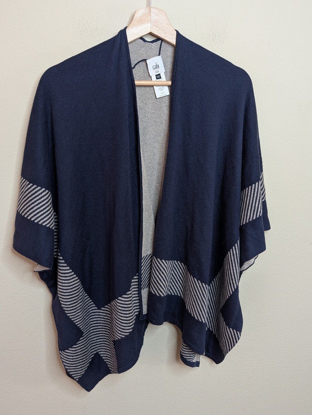 CAbi Reversible Wrap Poncho Sweater Navy Oatmeal Style 3163 XS/S